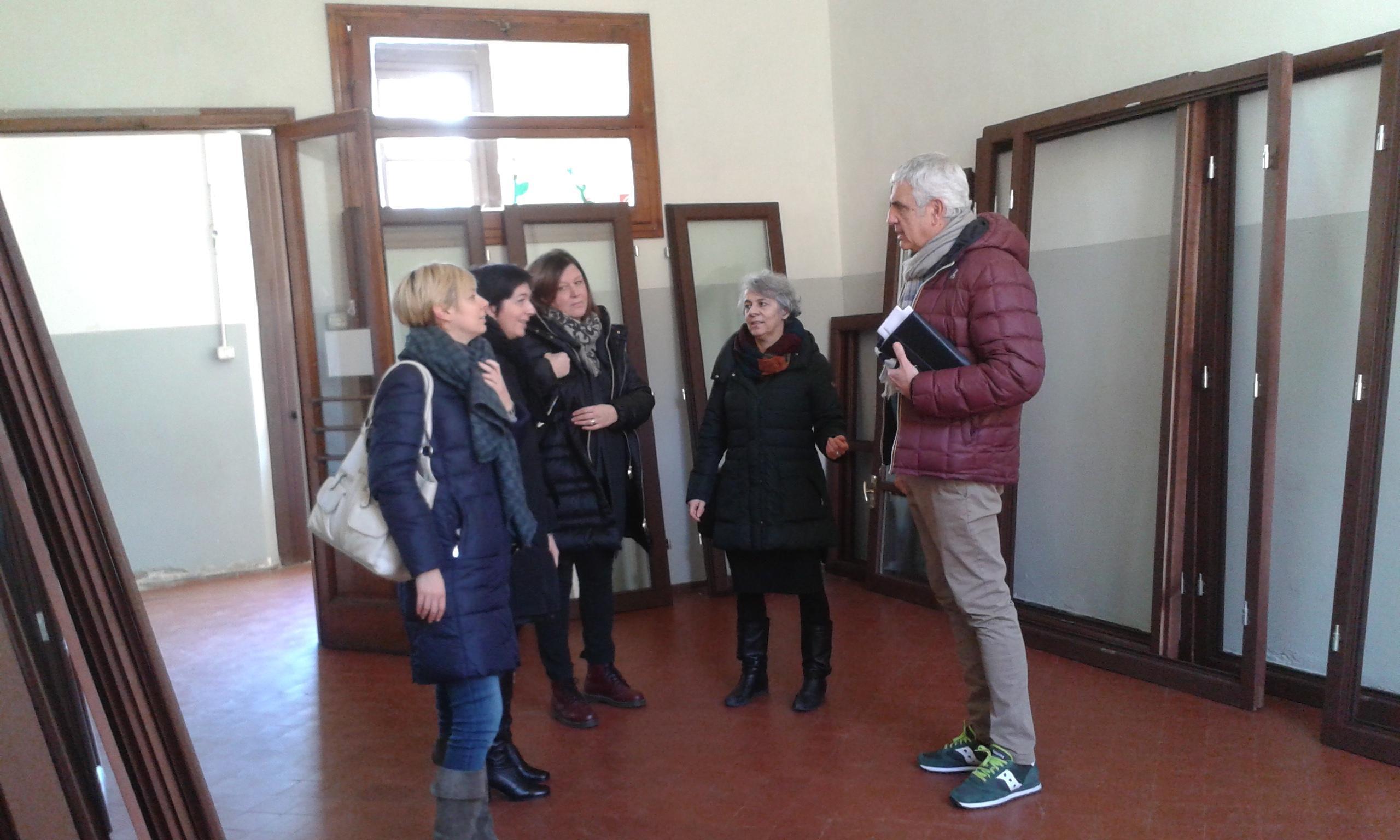 Il sopralluogo alla elementare Pascoli