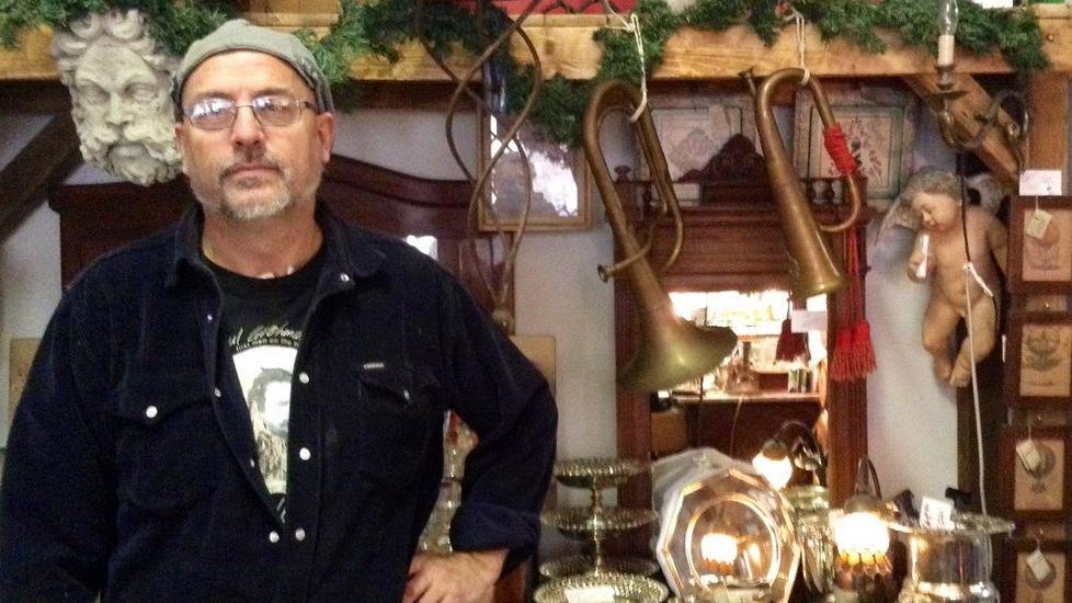 «Basta burocrazia, investo alle Canarie»