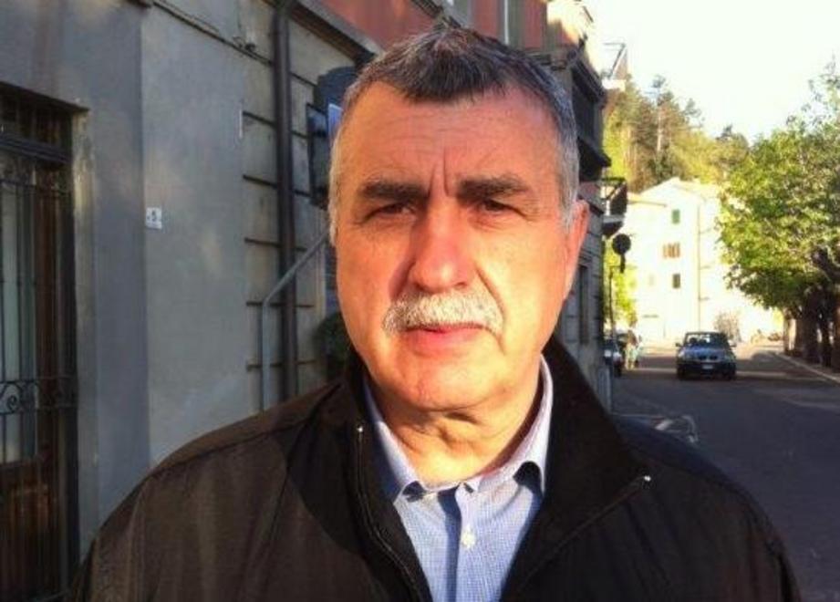 Colpito da grave malore, il 118 arriva dopo due ore 
