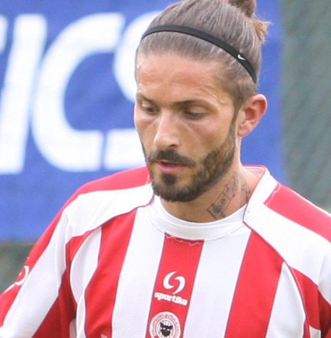 MO11, Pilia fa il sorpasso 