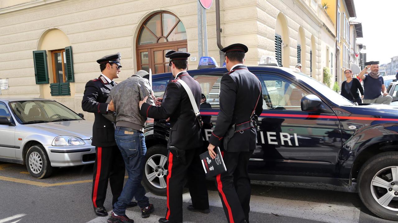 Una pattuglia di carabinieri