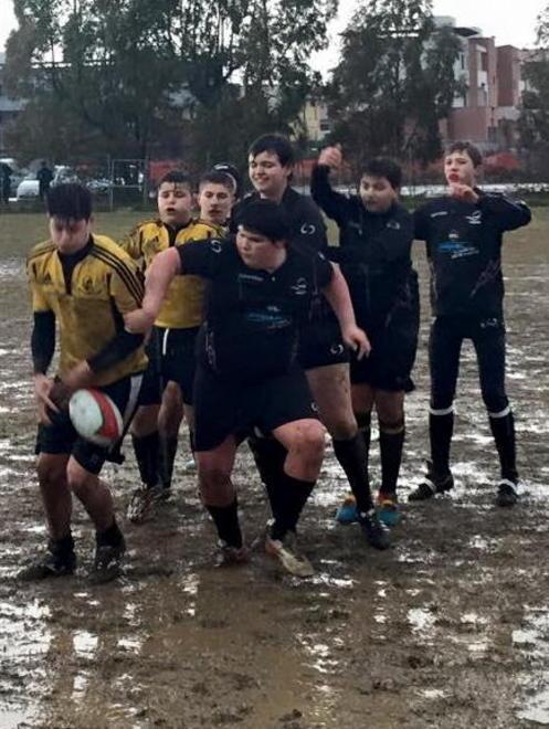 Rugby Golfo, sconfitta sotto la pioggia 
