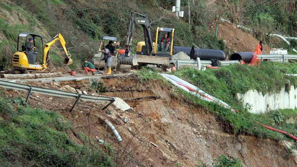 Altri 400mila euro per la frana