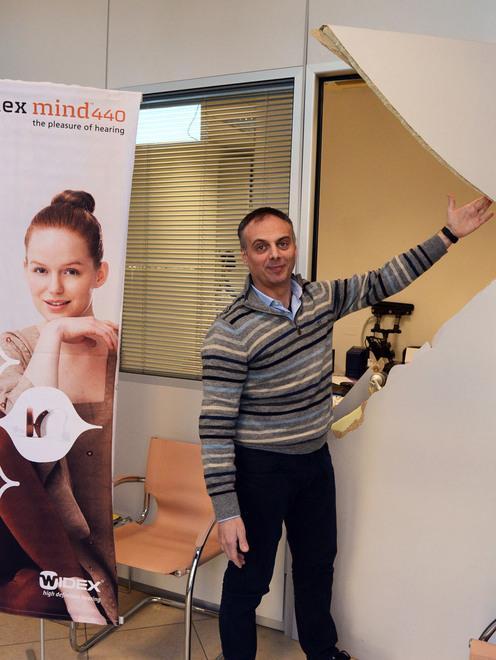 Spaccata dei ladri alla Audiok Strappata una tv dalla parete