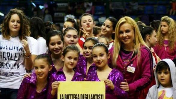 “La bottega degli artisti” vola in alto