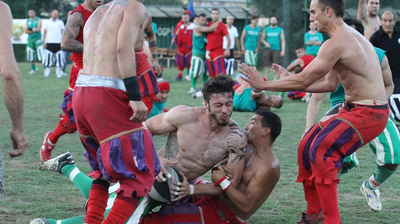 Una sfida tra i calcianti della Pallagrossa