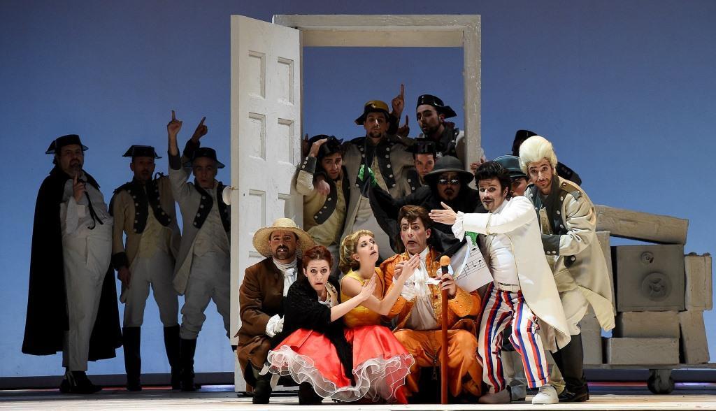 Colorato, energico e molto rock: ecco il nuovo "Barbiere di Siviglia" 
