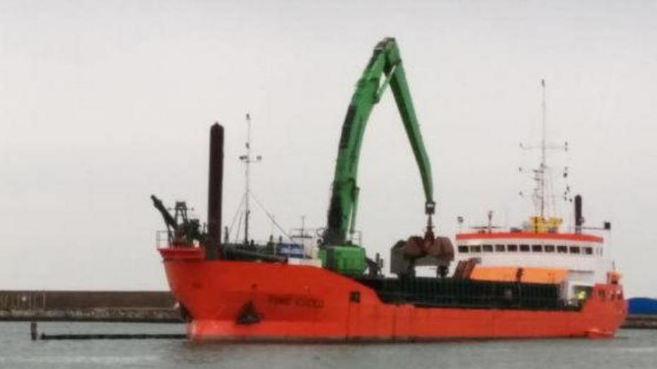 Si scava in avamporto