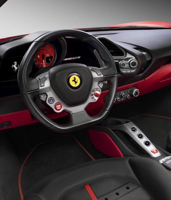 Nuova 8 cilindri targata Ferrari: la 488 Gtb fa già impazzire tutti