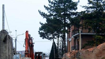 Via S. Caterina, tolto il tappo ad aprile strada a due corsie