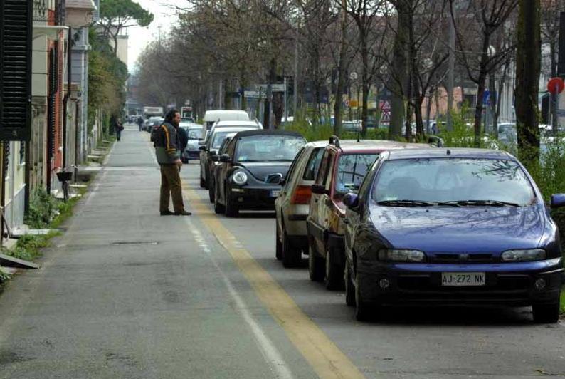 Pensa di comprare profumo invece è acqua puzzolente