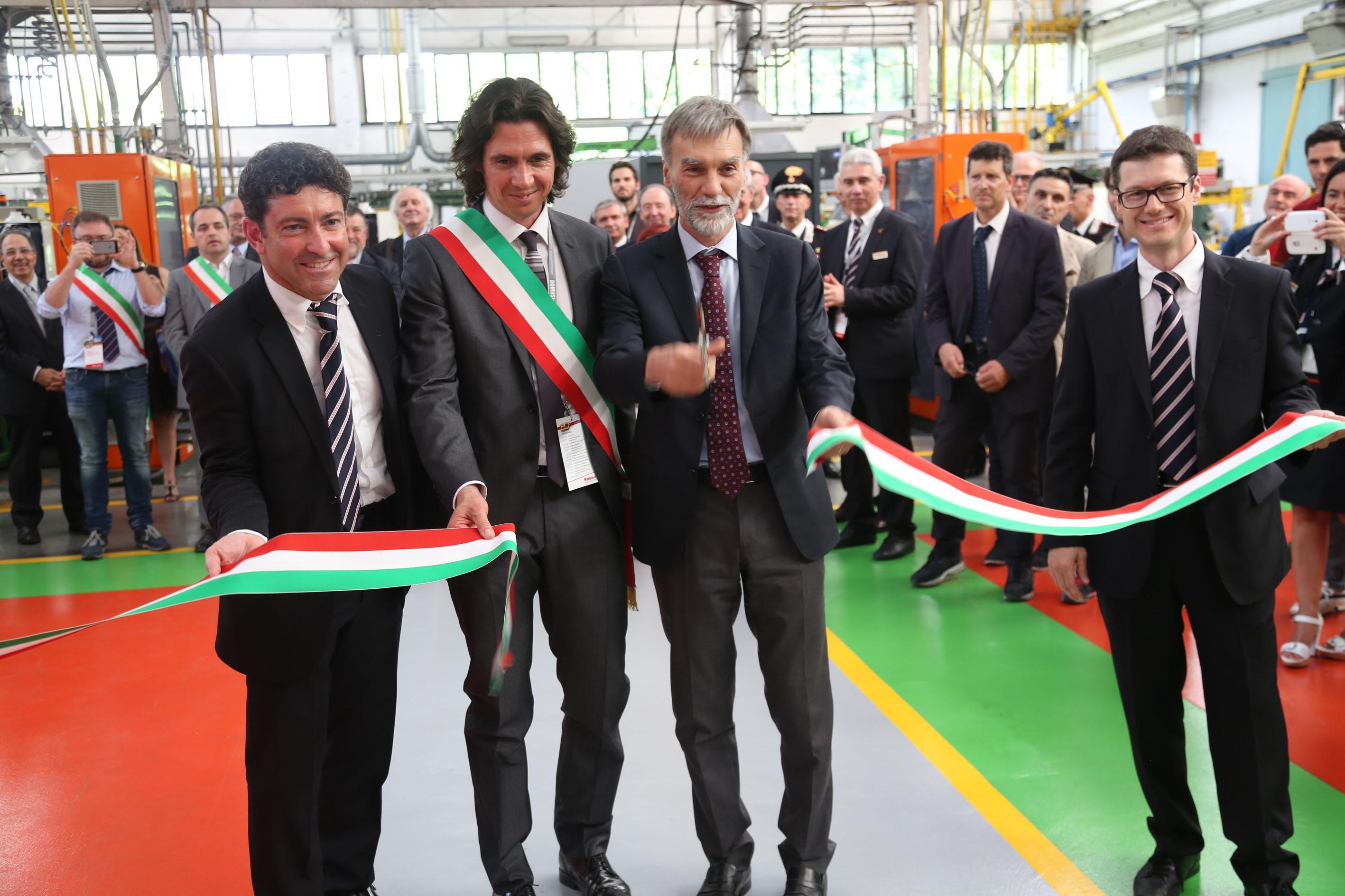 Mafie, per i grillini "Delrio è come Coffrini"