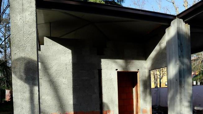 «Chioschi, la colpa è del Comune»
