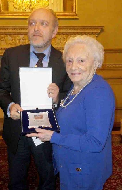 Grande festa al pensionato per Vanda Vacchi 