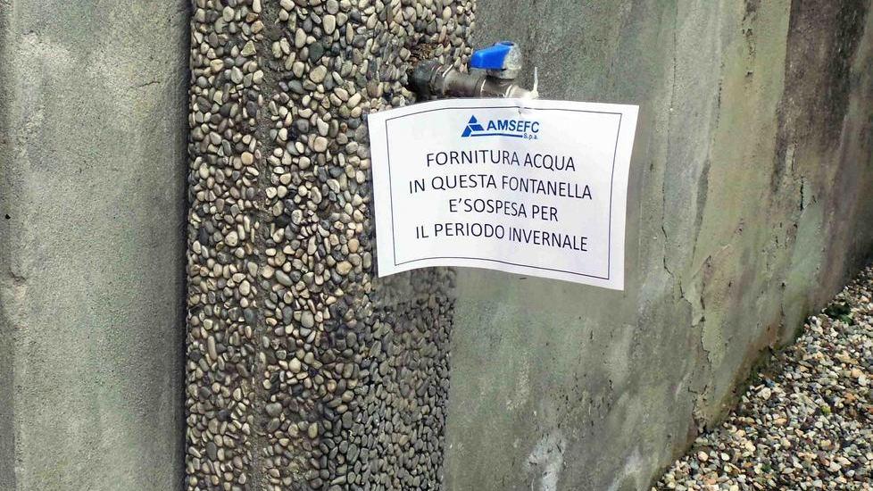 Fontanelle chiuse anche al cimitero S.Giorgio