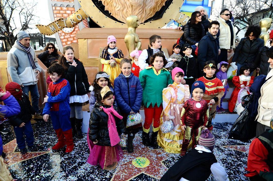 Un momento della sfilata del carnevale 2014