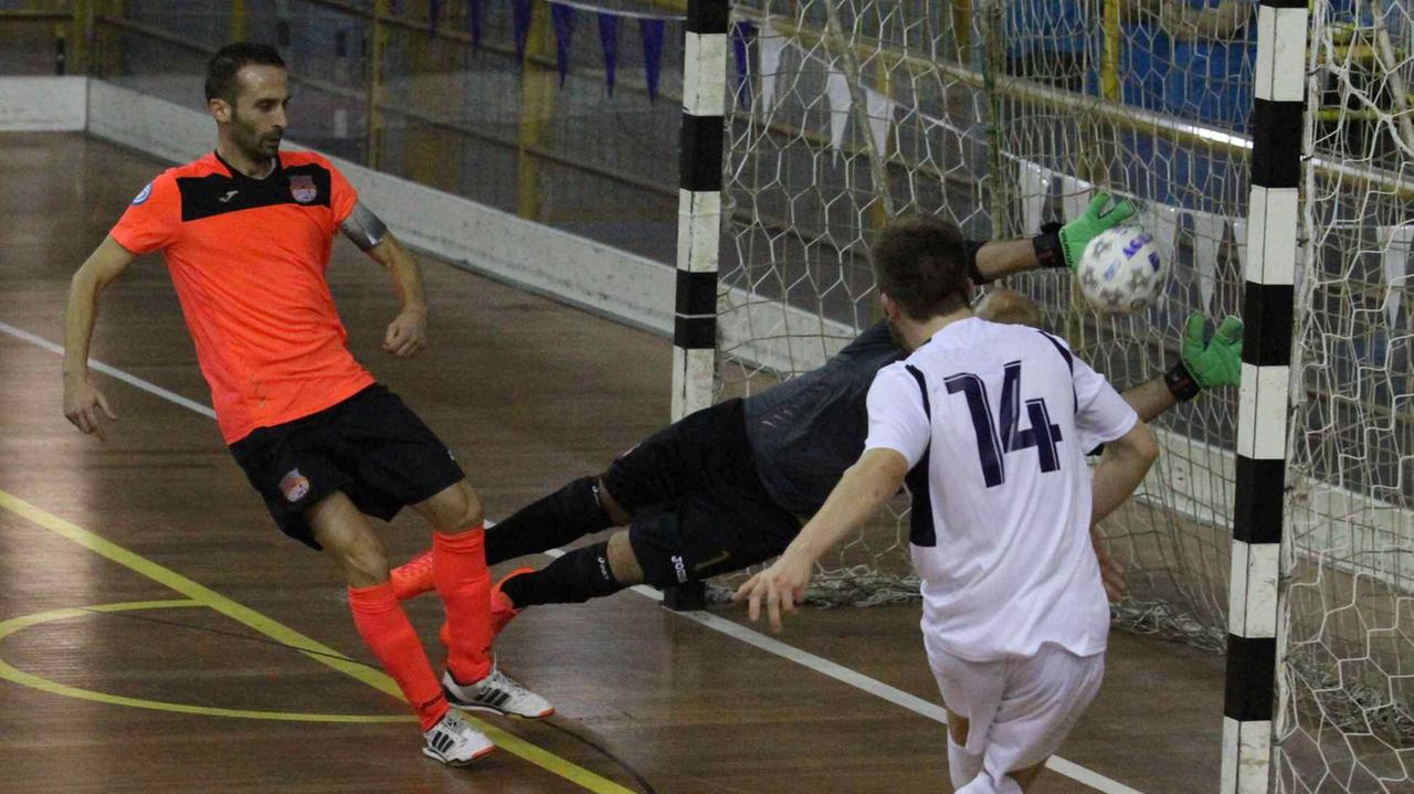 Un'azione in attacco del Prato Calcio a 5