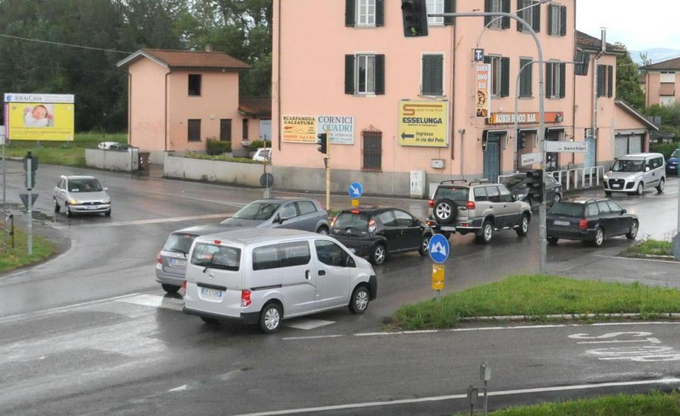 Apre il cantiere per la rotatoria a Lunata 