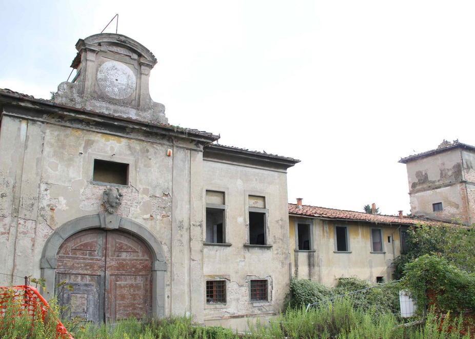 Fattoria medicea allo Stato ma ora è quasi un rudere 
