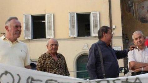 Riparte la protesta contro la chiusura delle Poste in collina