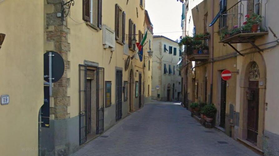 Il Comune non rinnova l’affitto, chiude negozio storico