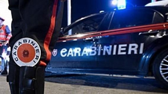Tenta di portare via 50 litri di gasolio 