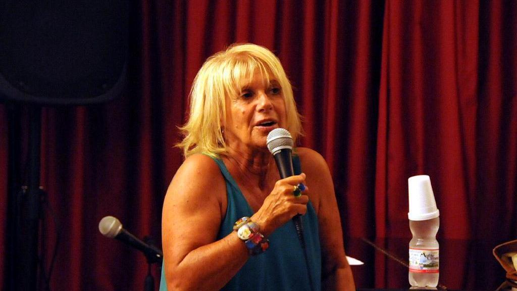 Lella Costa