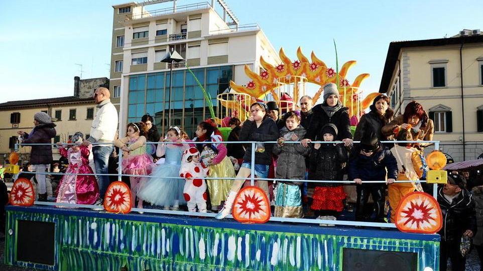 Il Carnevale cecinese si paga con la tombola