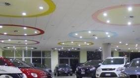 Vendita abusiva, sigilli a 39 auto