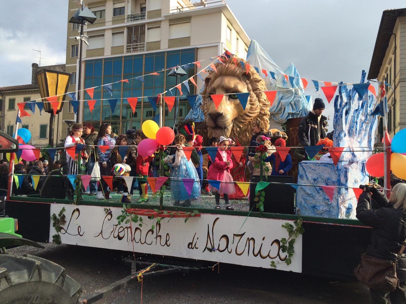 Un momento del Carnevale a Cecina