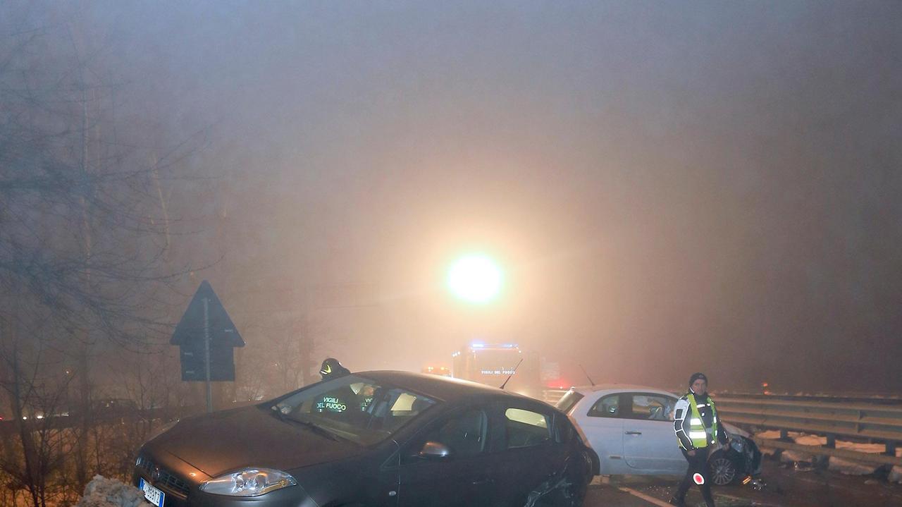 Scontro in tangenziale, cinque feriti