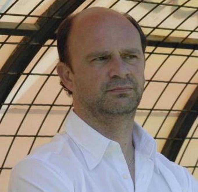 La Berretti subito ridotta in 10 cede alla Carrarese