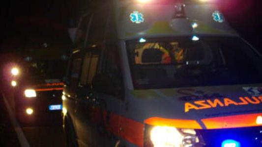 Moto contro auto sulla statale 195: motociclista grave all'ospedale Brotzu 
