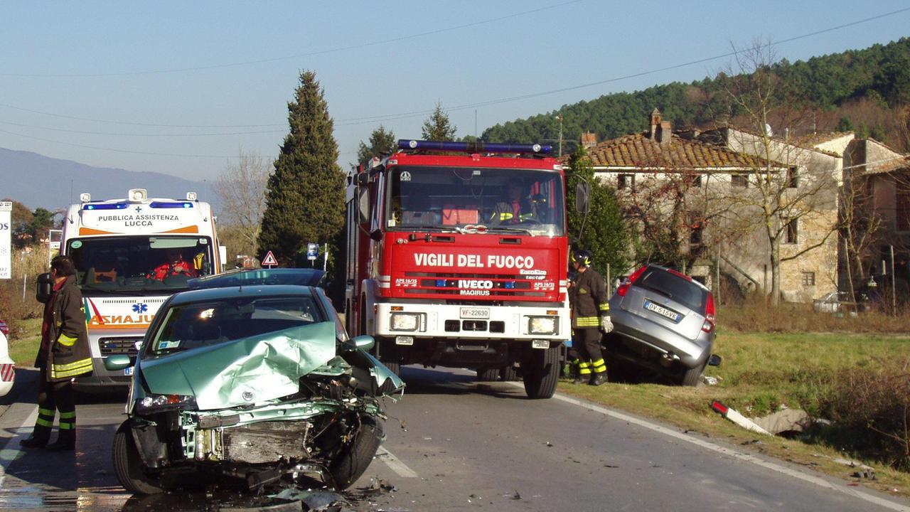Ancora un incidente sulla via Nuova per Pisa