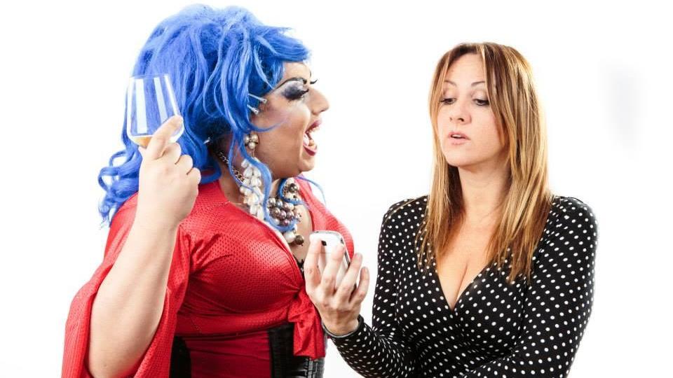 Regina Miami e Isabella Cecchi in una scena dello spettacolo