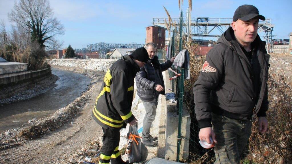 Il sequestro di arginature sul fiume Carrione
