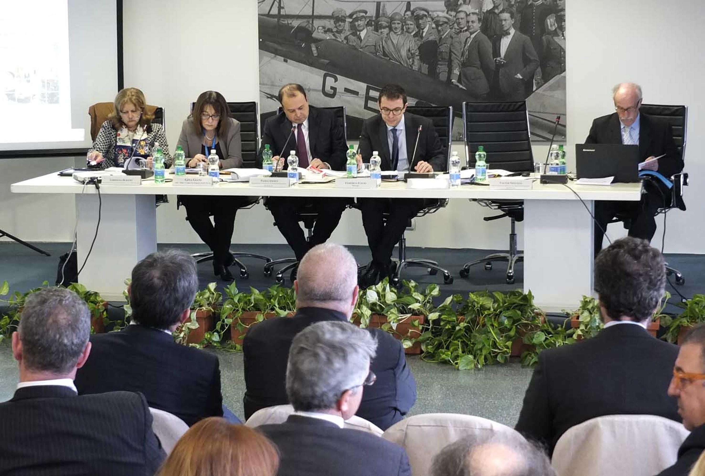 Un momento dell'assemblea dei soci della Sat