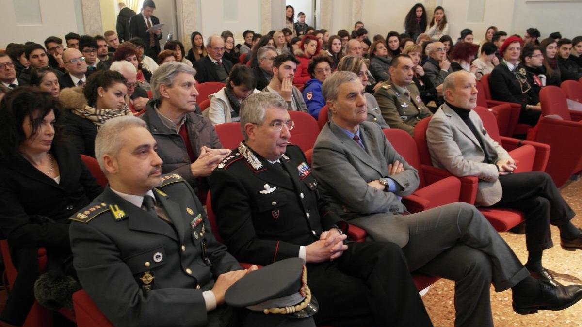 Tutti uniti per non dimenticare la tragedia delle foibe
