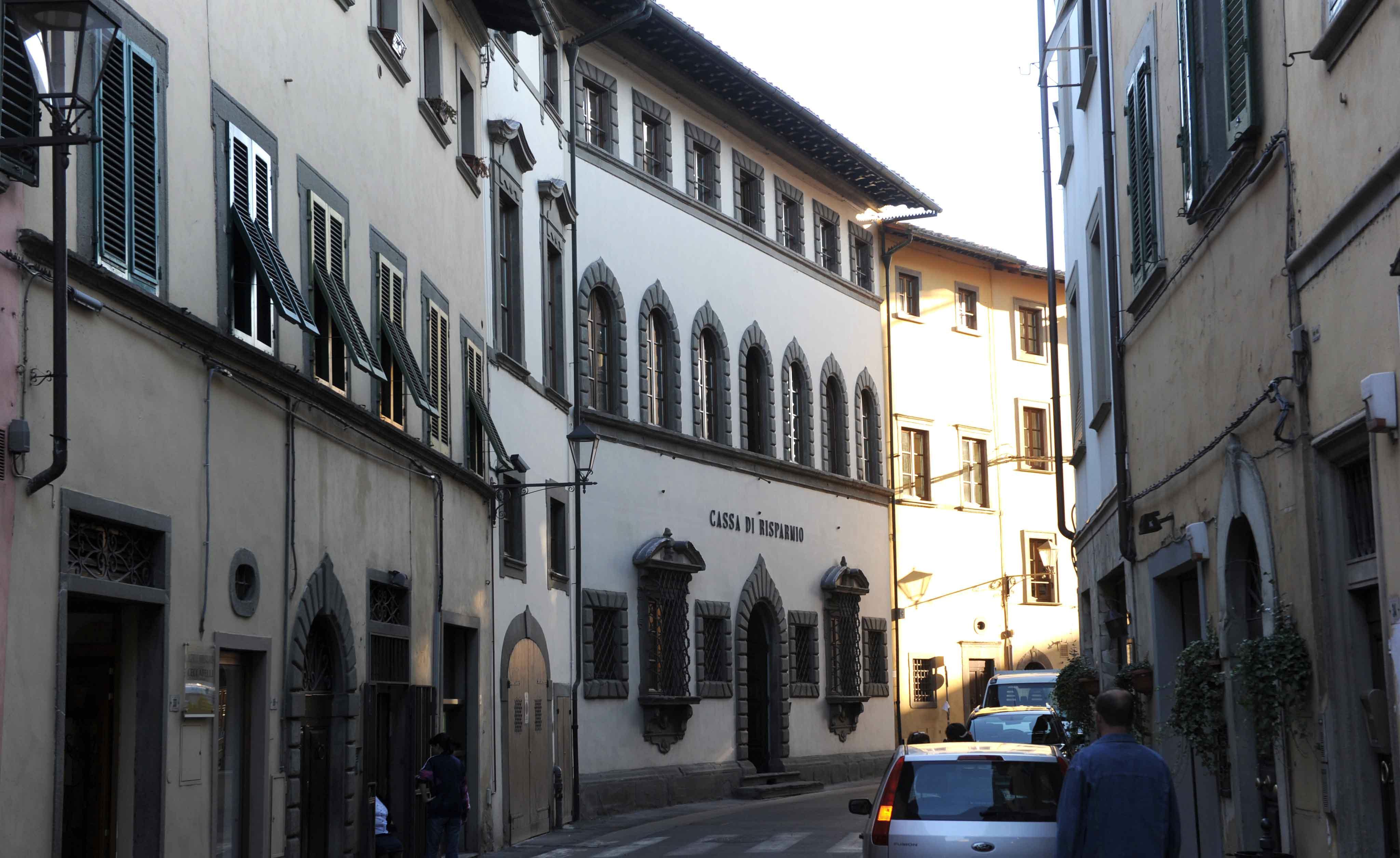 La sede della Cassa di risparmio di San Miniato