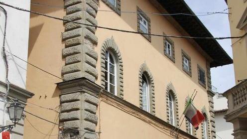 Ok alla cessione di Palazzo Novellucci: fa gola al demanio