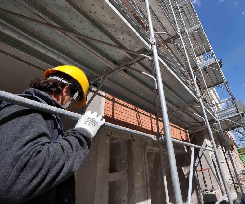 Fatture e Iva, stangata per le ditte di impianti, costruzioni e pulizie 