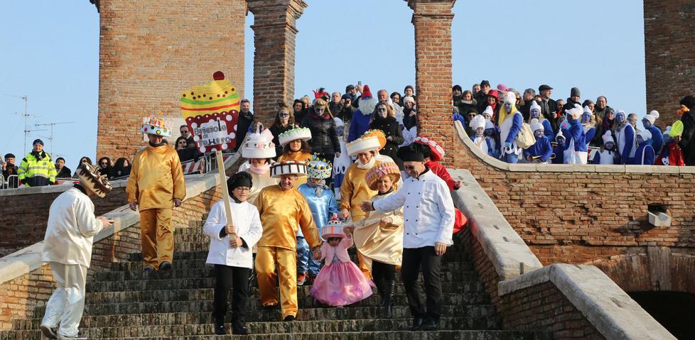 Lavori in corso per il gran finale di domenica 
