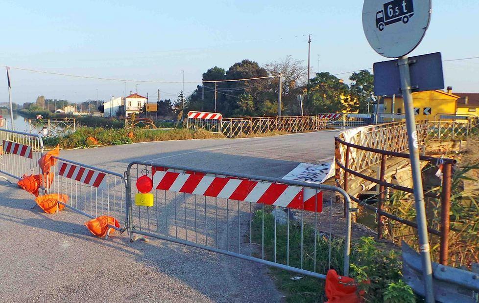 Massenzatica, nuove soluzioni per il ponte 