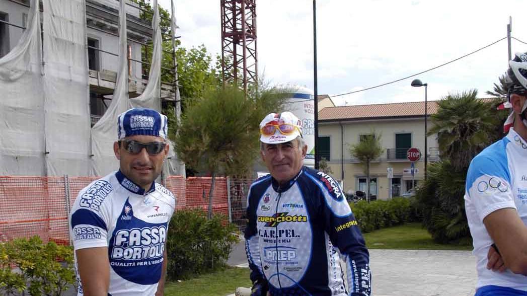 Francesco Chicchi firma per la Androni-Venezuela