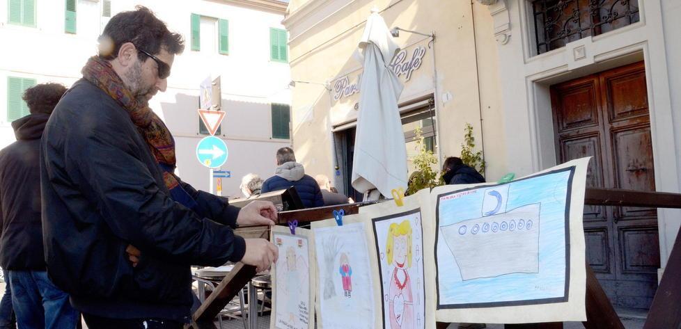 L’abbraccio a Dayana nei disegni dei bambini 