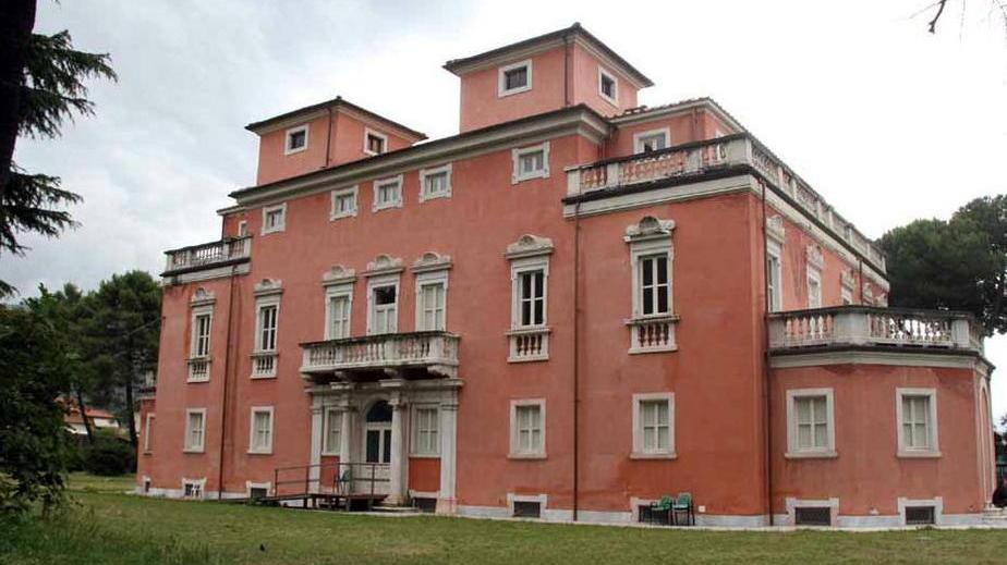 Un teatro alla Rinchiostra? «Così si distrugge il parco»