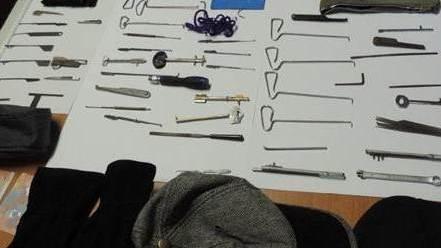 Preso esperto scassinatore d’appartamenti