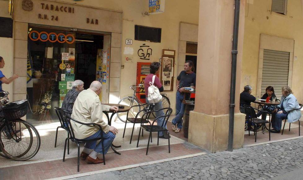 Anziana scippata in via Carteria 