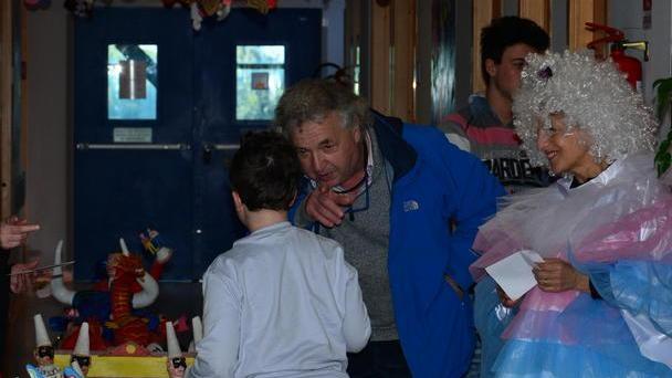 I carri mignon sfilano... in pediatria