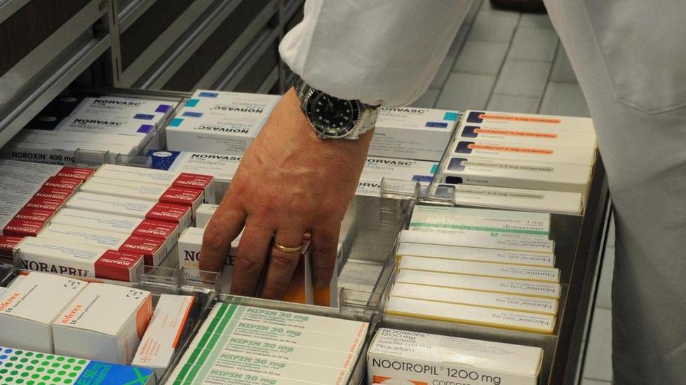 “Dona un farmaco”: raccolta per chi non può pagarsi le cure